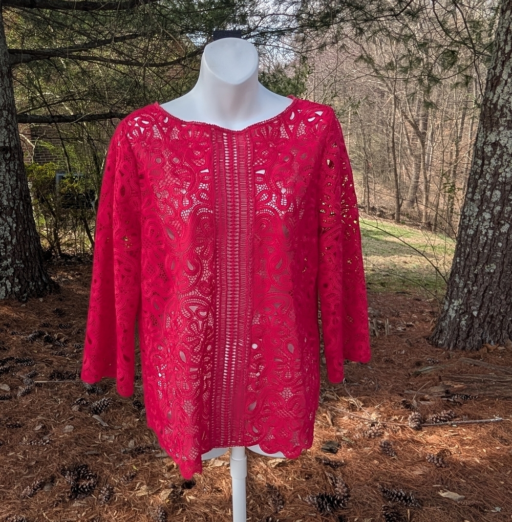 Carlisle Women's Hot Pink Lace Open Knit Eyelet Overlay Top Size 6